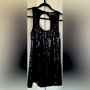 GUESS BNWT size 9 Sequin Dress